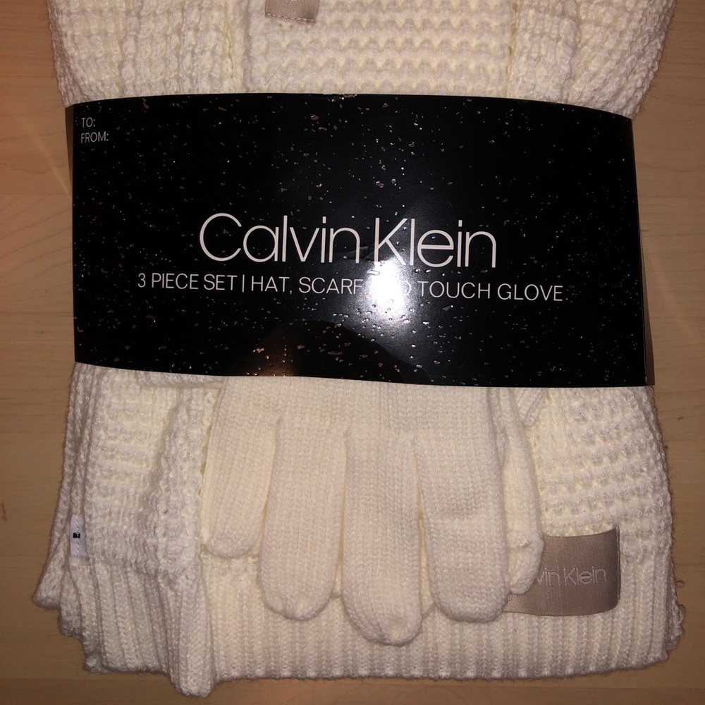 Calvin Klein Scarf, Gloves, Beanie / Hat Set